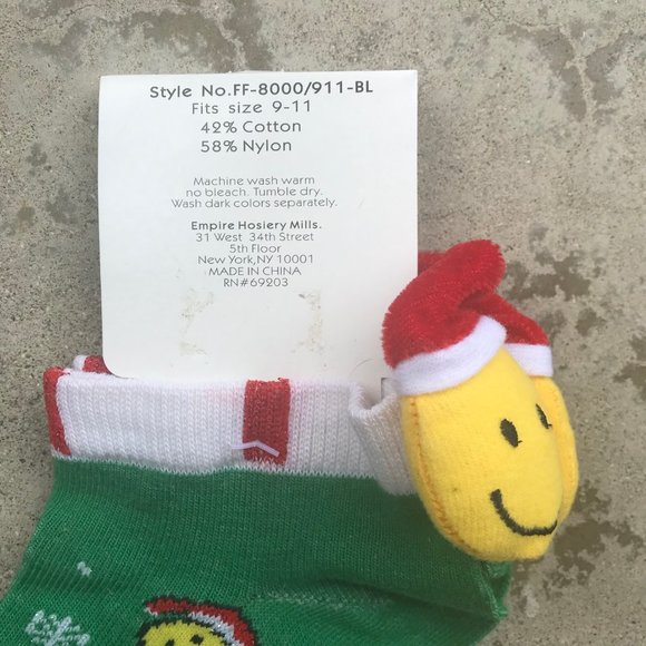 Bundle Sale! Christmas Smiley Socks NWOT - Picture 3 of 5